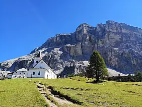 dolomiti-alpi-y5w72