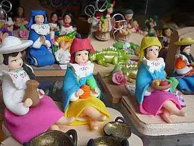 ecuador-cuenca-quito-panorama-qy4db