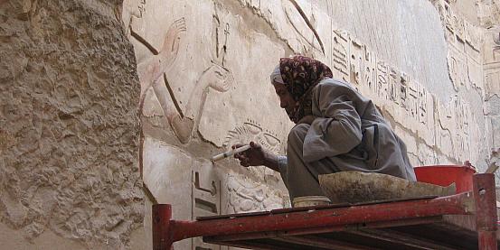 restauratore egiziano