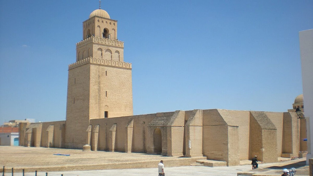 tunisia express, dalla capitale al magico sud