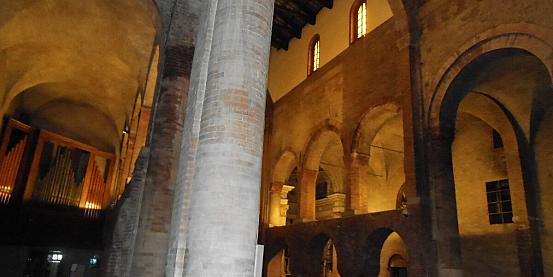 forlì: interno abbazia san mercuriale