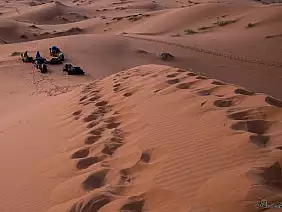 erg-chebbi-mare-4f27x