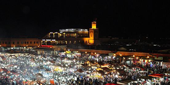 marrakech - piazza jemaa el fna by night
