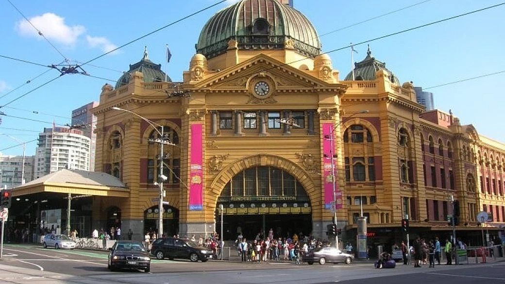 somewhere over the rainbow there's a land that i heard of once in a lullaby...australia!