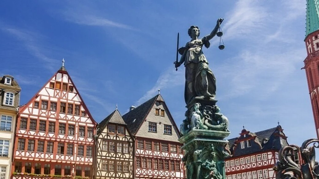 per un city break diverso: francoforte city of the month!