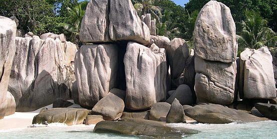 Le rocce granitiche di Ile Coco