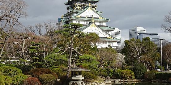 Da Dotombori a Osaka Castle per vivere le due facce di Osaka