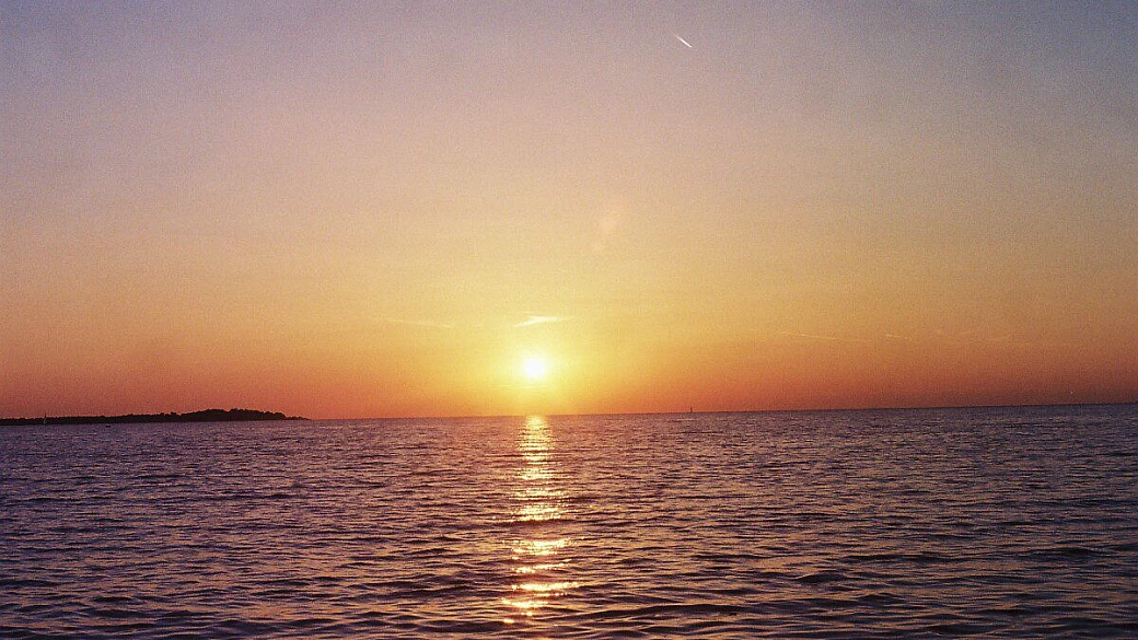 croazia, mare blu e città da cartolina