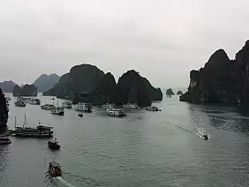 halong-bay-mare-z4uc8