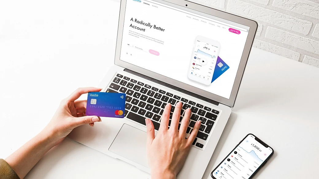 il conto che rivoluziona il tuo modo di viaggiare: revolut