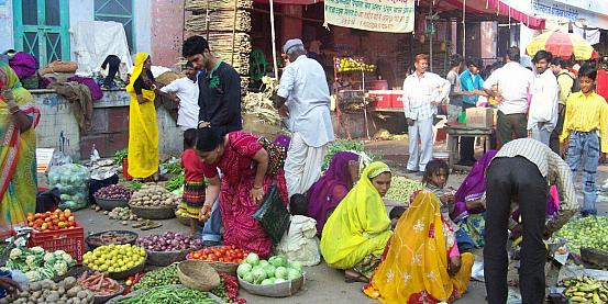 Mercato della verdura a Puskar