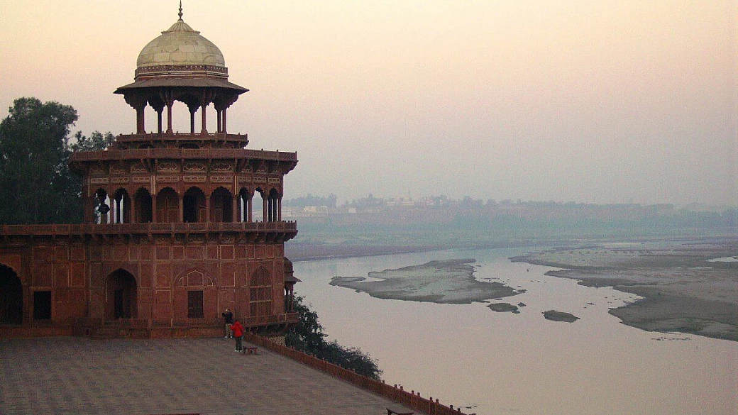 colori e sapori indiani e sole mare maldiviani