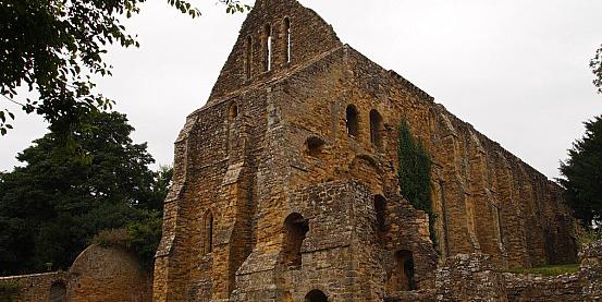 1066 Battle of Hastings - Abbey