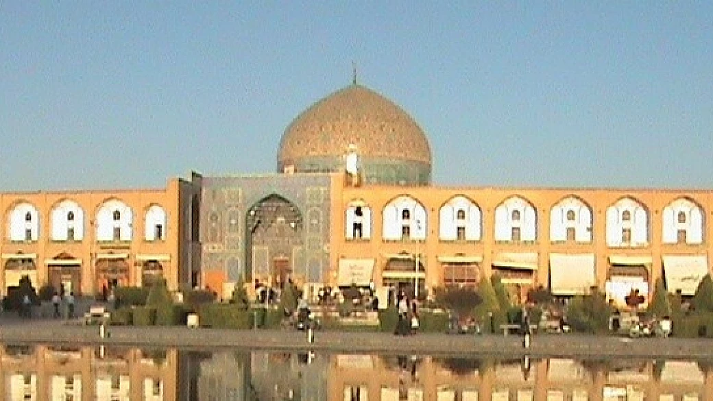 iran, quando la realtà supera la fantasia