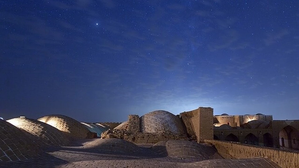 in iran ci sono anche i deserti