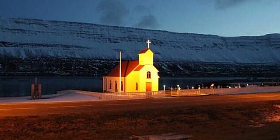 Islanda in inverno, da solo