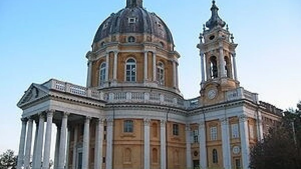 chiese e castelli nel torinese