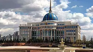 astana - nur, i mille volti del kazakistan