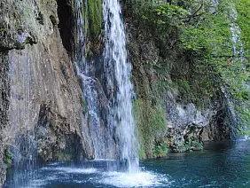 laghi-di-plitvice-lago-kxcaq