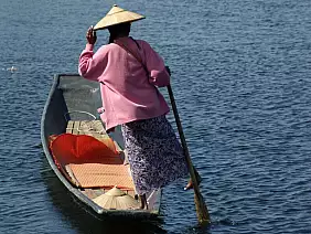 lago-inle-vuhd6