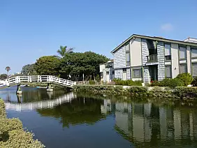 las-vegas-themepark-3byn5