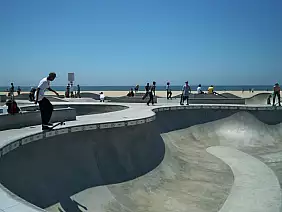 las-vegas-themepark-4j7u5