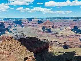 las-vegas-themepark-9t2vx