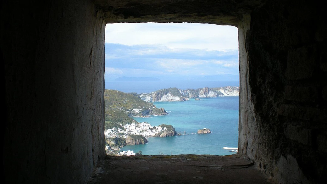 ponza su ponza, il mare mi ha stressato? no di con la misuca di paolo conte