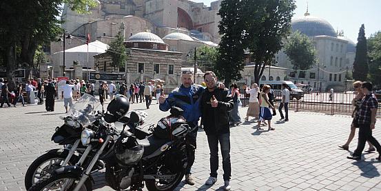 Jesi-Istanbul in moto