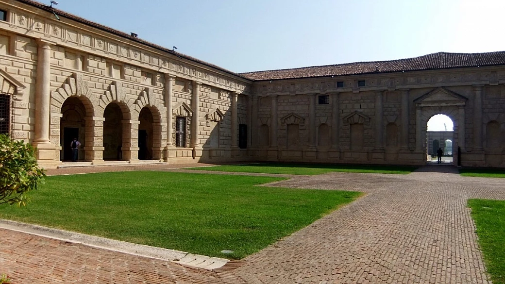 un giorno di sole a mantova