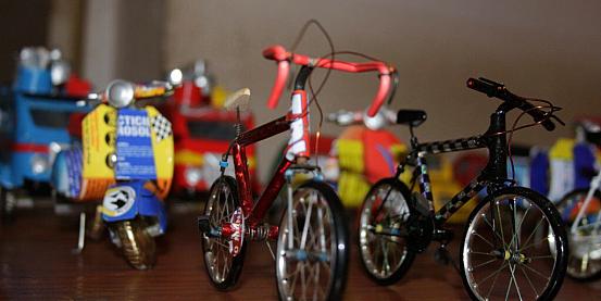 bicicleta miniatura made in madagascar