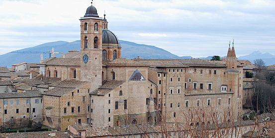 Urbino: Veduta dalla Fortezza Albornoz 3