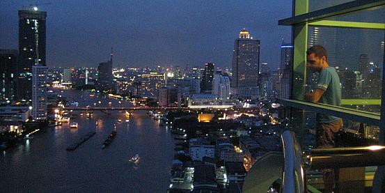 Bangkok dal 33simo piano 2