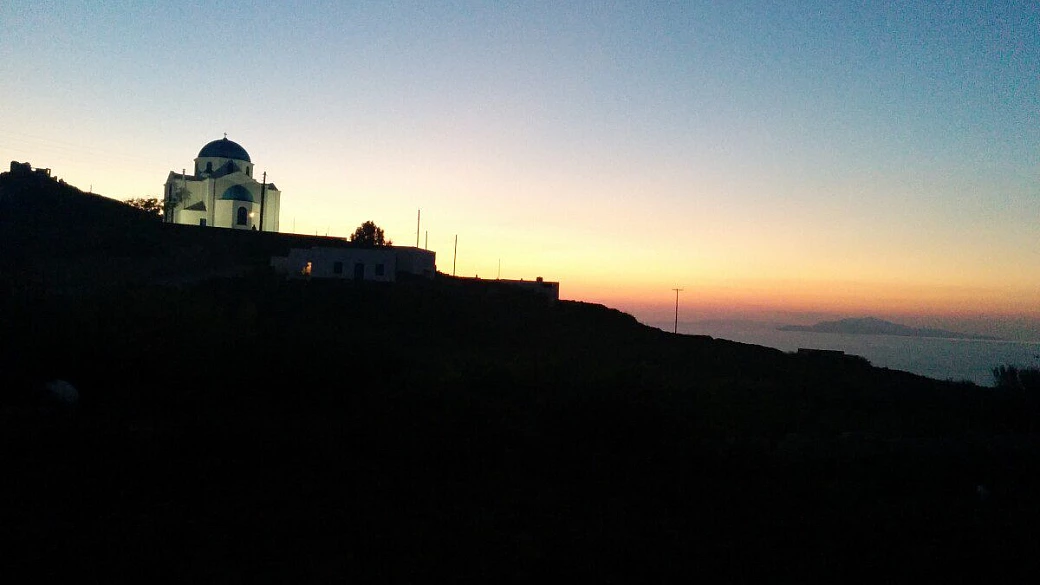 folegandros e santorini