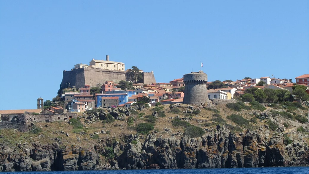 una perla del tirreno: capraia