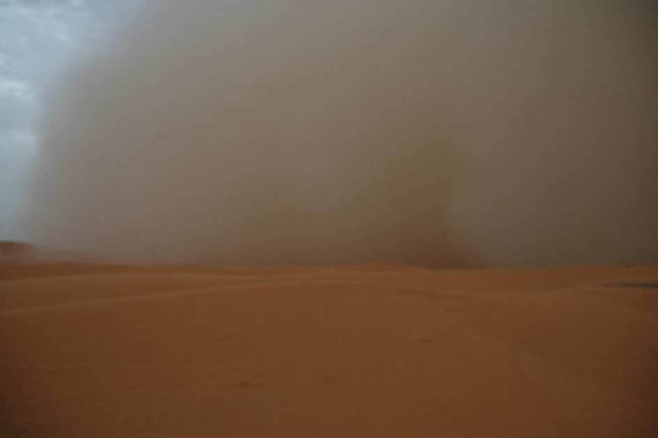 tempesta di sabbia a merzouga