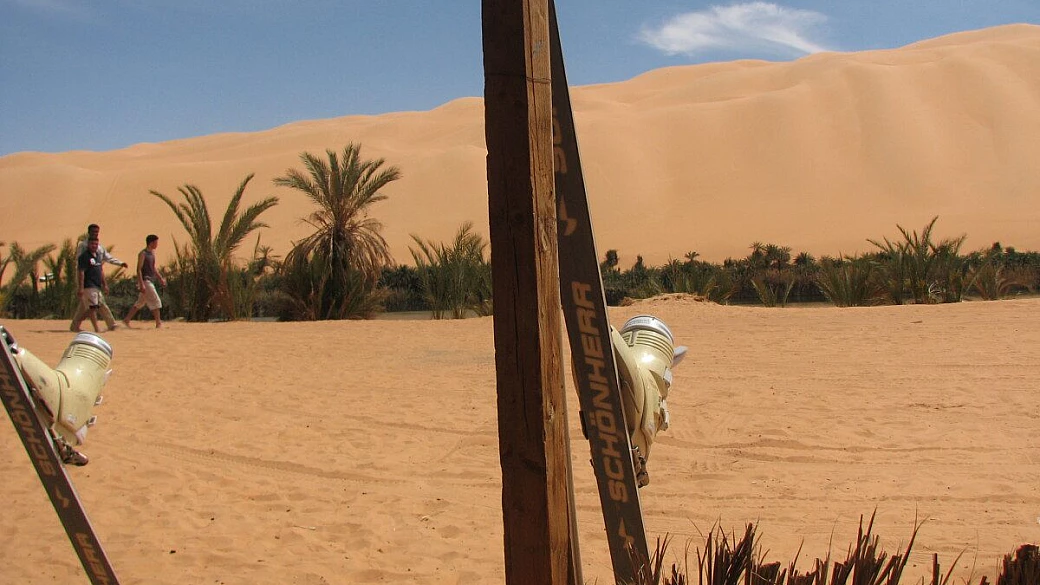 libia dove i turisti ricevono doni