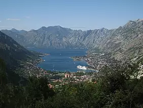 montenegro-country-zkz6g