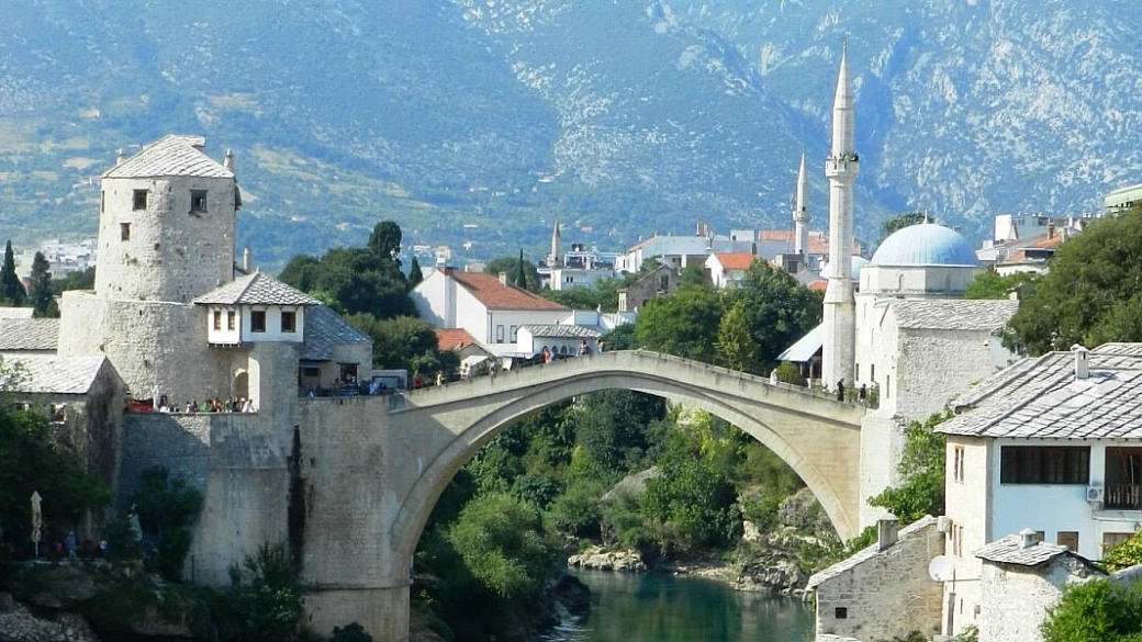 in moto tra croazia e bosnia