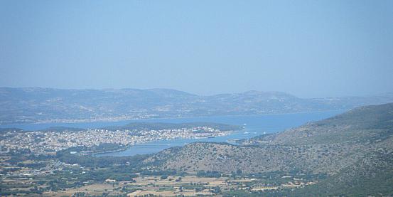 vista di argostoli dall' alto del castello di san giorgio