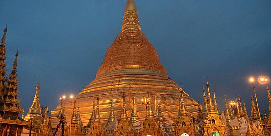 yangon - pagoda shwedagon