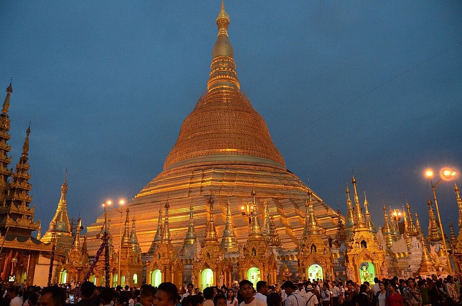 yangon - pagoda shwedagon