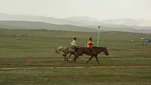 in mongolia per l'eagle festival