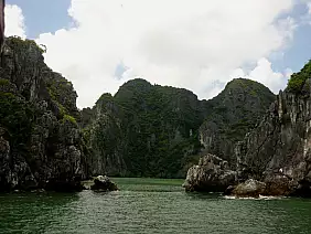 north-vietnamese-bay-71yfz