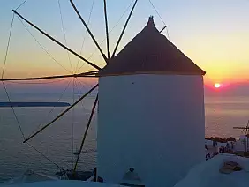 oia-panorama-7p3hq