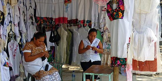 mercatino maya