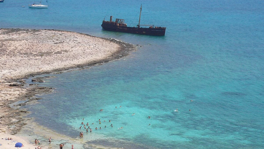 santorini e milos...vulcaniche emozioni!