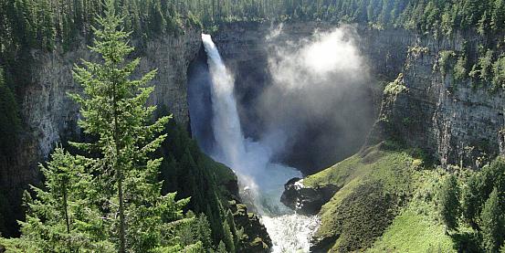 canada - wells gray provincial park: helmcken falls