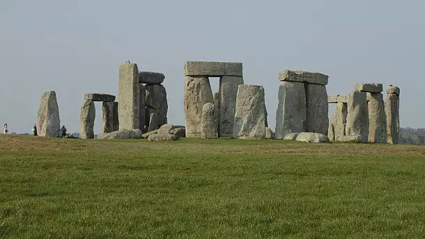 stonehenge 10