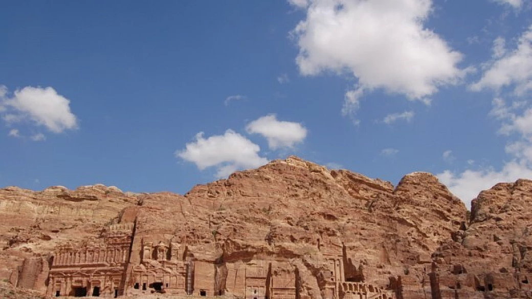 oltre il mito di petra